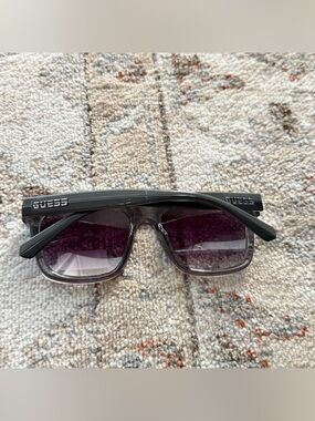Guess Men’s Sunglasses — Black Frame with Purple Gradient Lenses